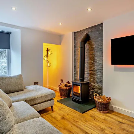 The Coach House - Steel *